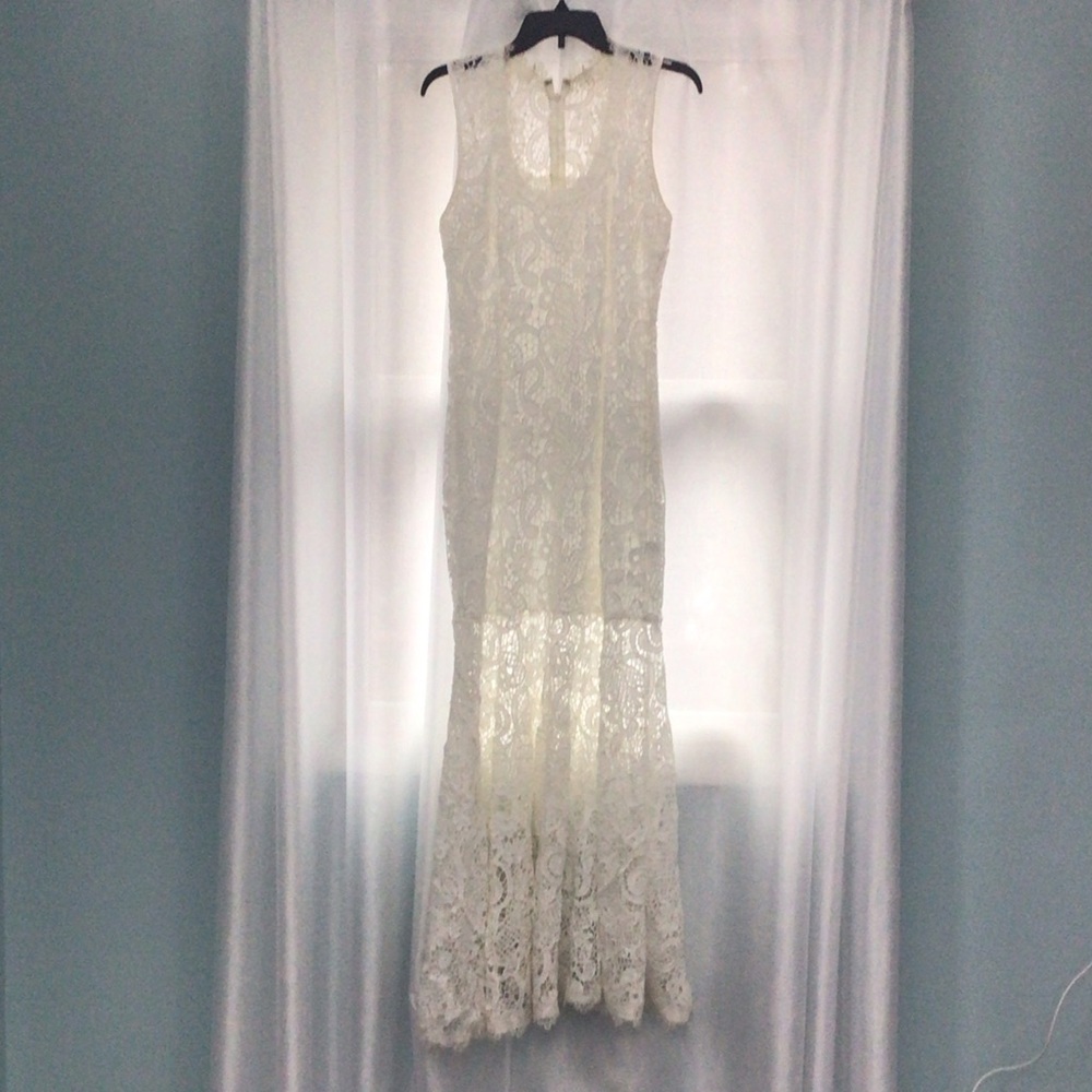 VENUS Ivory Lace Maxi Dress